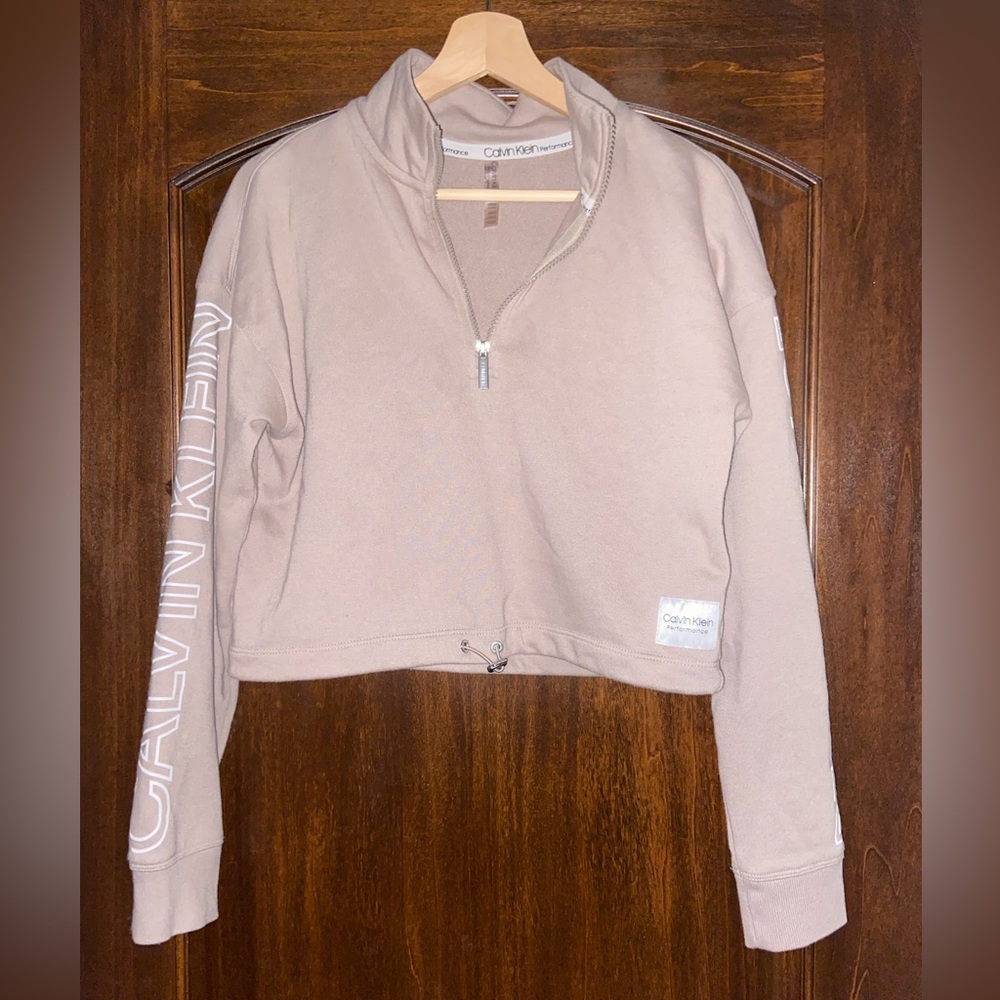 Calvin Klein Women’s Cropped Quarter Zip